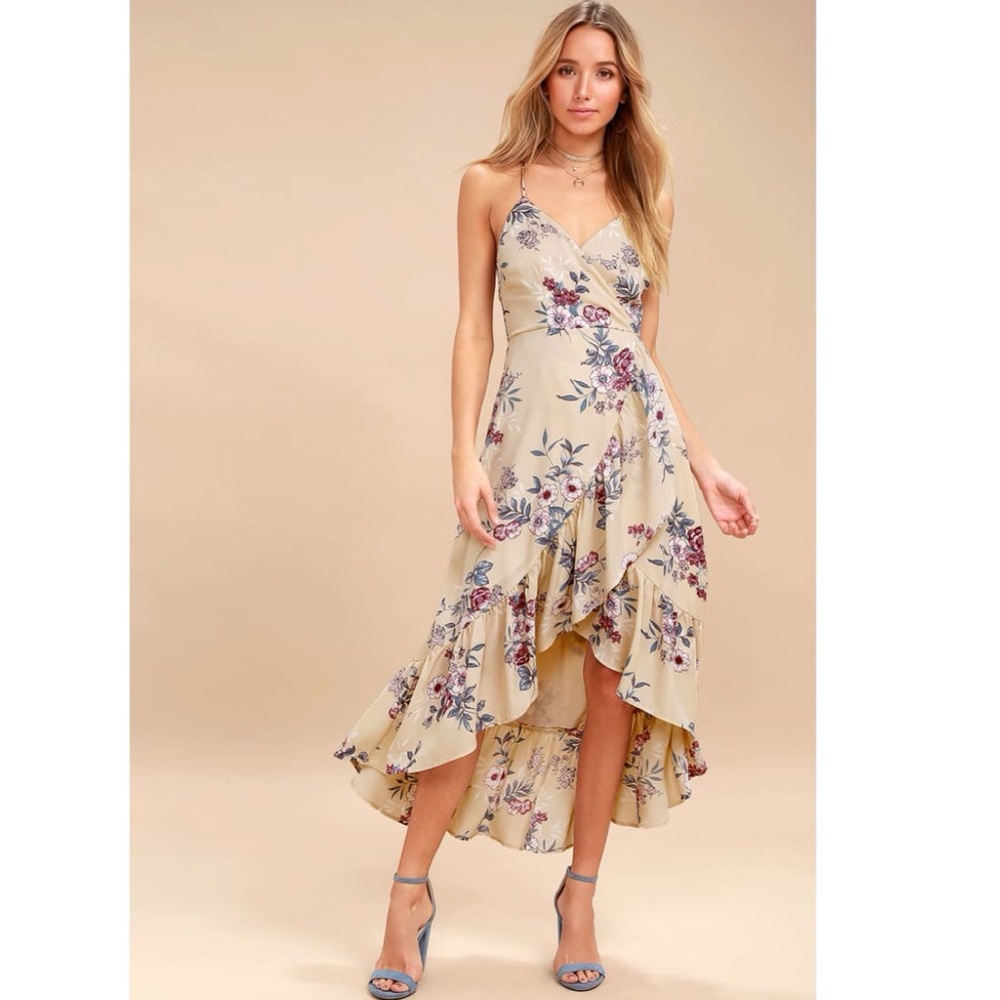 Lulu’s Gild the Lily Floral High-Low Maxi Dress